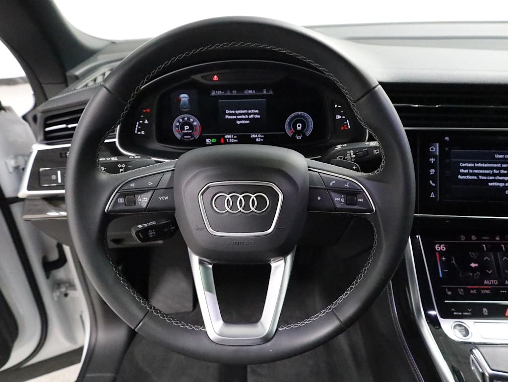 Thumbnail: 2026 Audi Q8 - 14