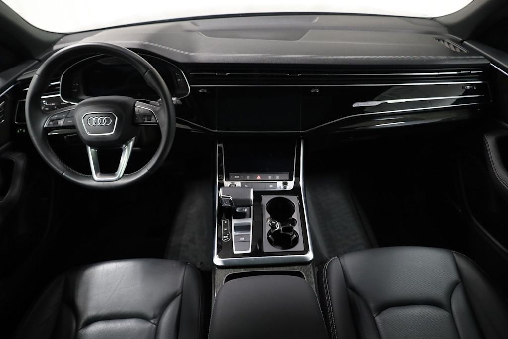 Thumbnail: 2023 Audi Q8 - 15