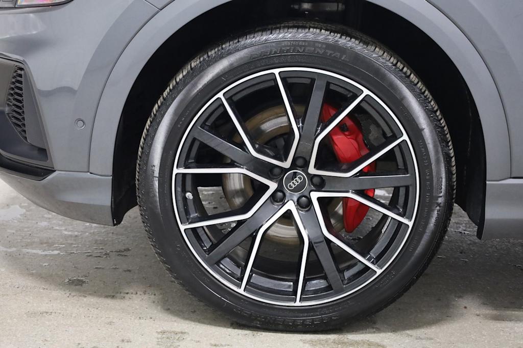 Thumbnail: 2023 Audi Q8 - 42