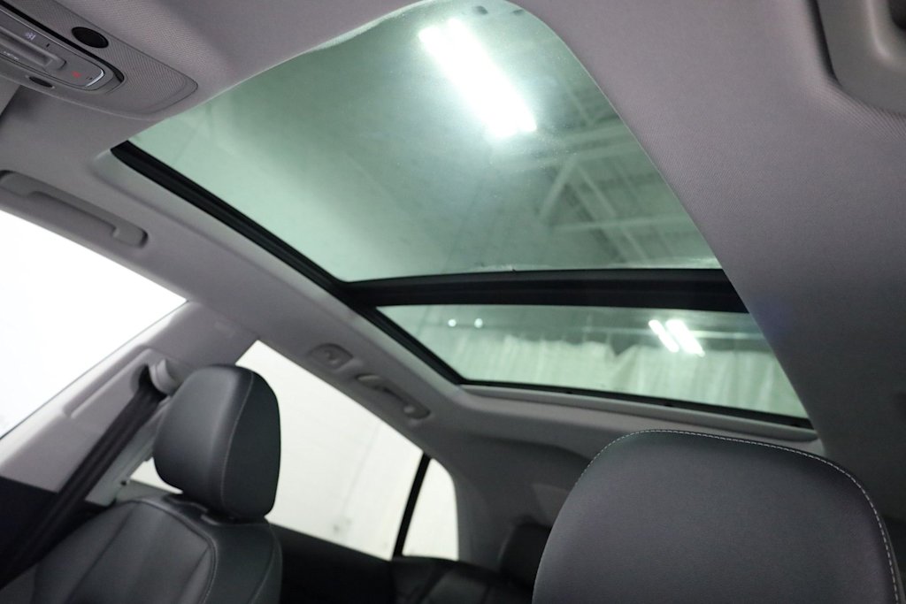 Thumbnail: 2023 Audi Q8 - 29