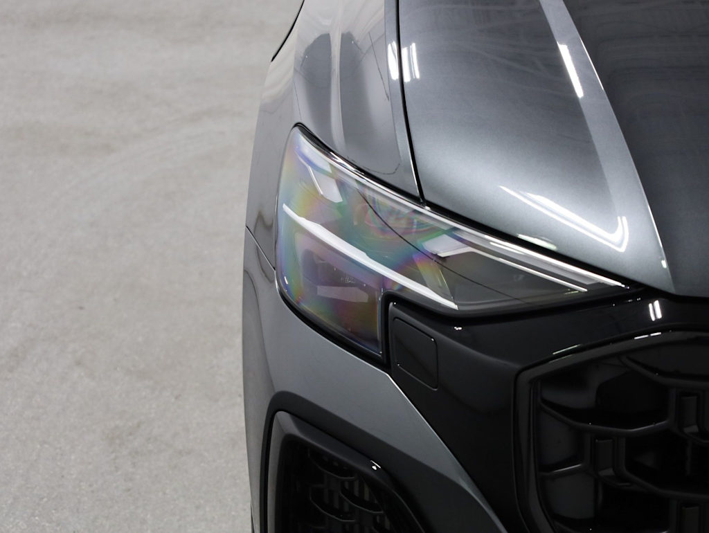 Thumbnail: 2026 Audi Q8 - 26
