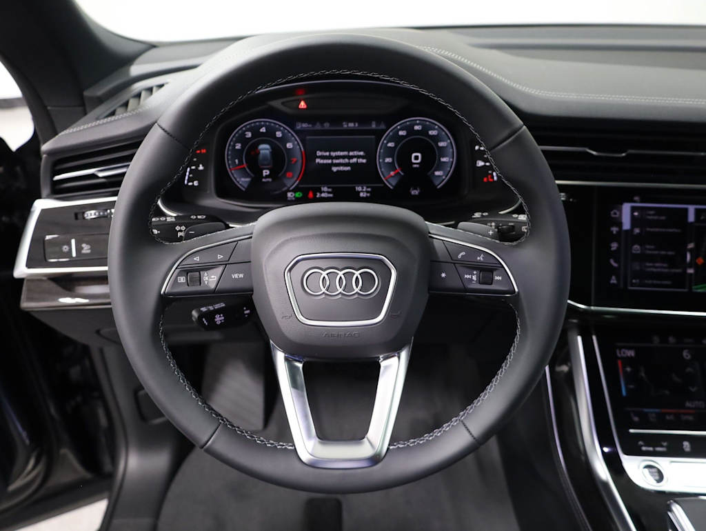 Thumbnail: 2026 Audi Q8 - 13