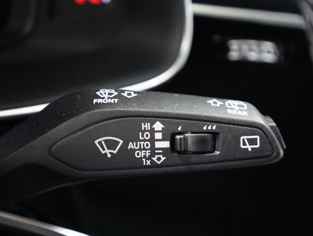 Thumbnail: 2026 Audi Q8 - 34