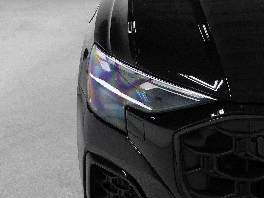 Thumbnail: 2026 Audi Q8 - 7