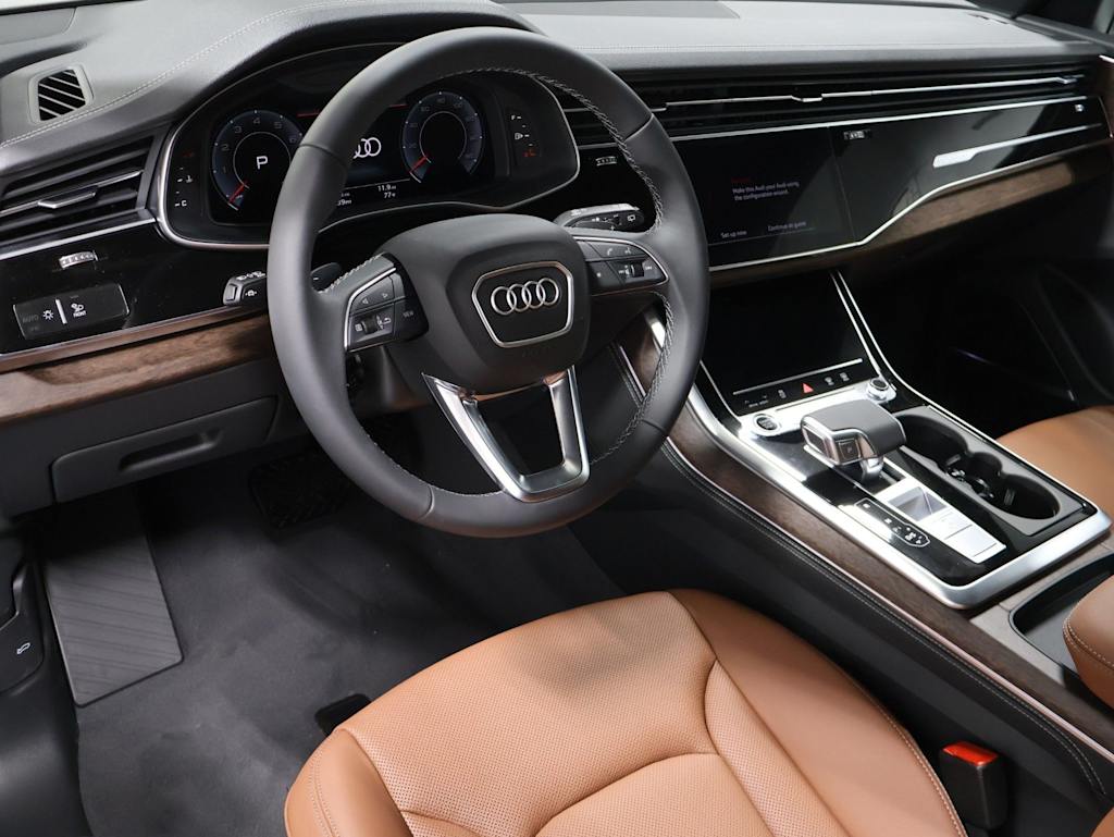 Thumbnail: 2026 Audi Q8 - 2