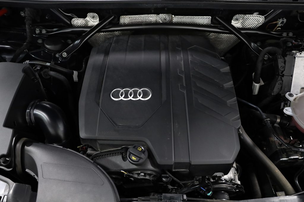 Thumbnail: 2023 Audi Q5 - 9