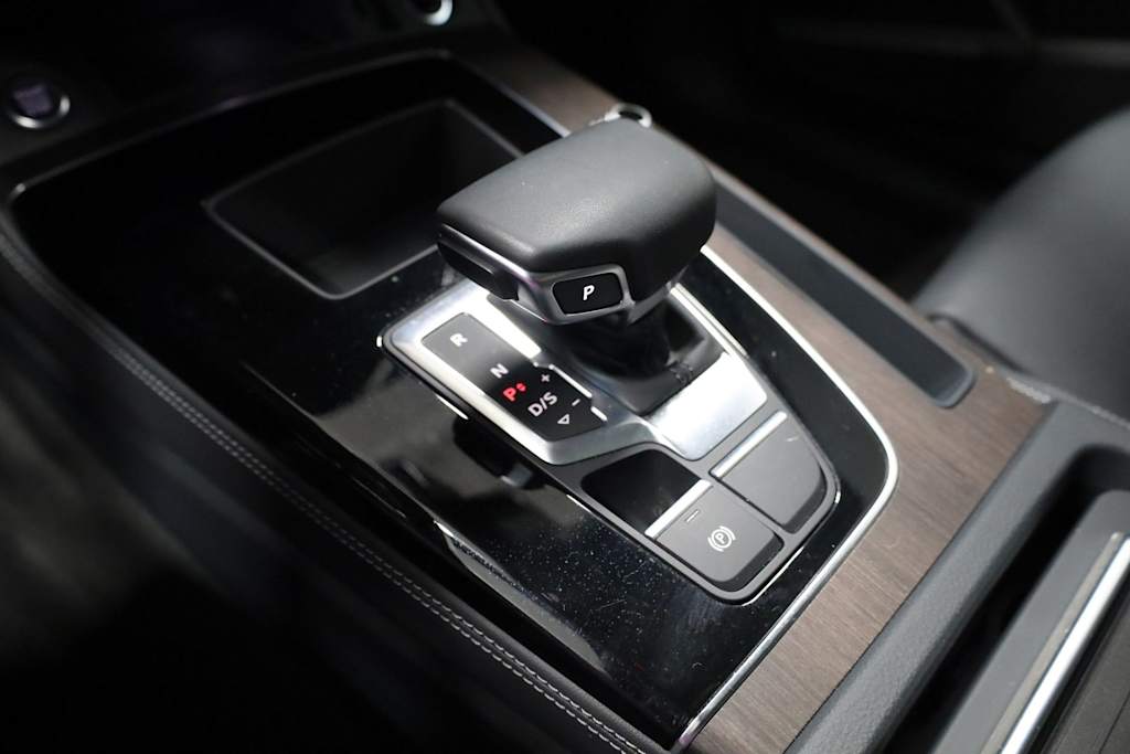 Thumbnail: 2024 Audi Q5 - 32