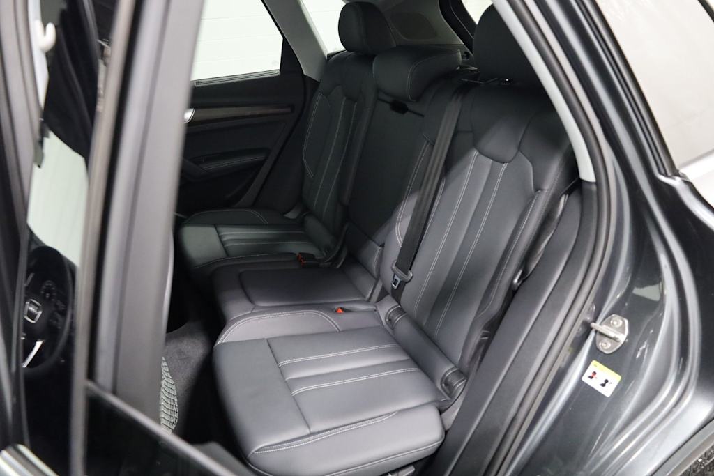 Thumbnail: 2024 Audi Q5 - 13