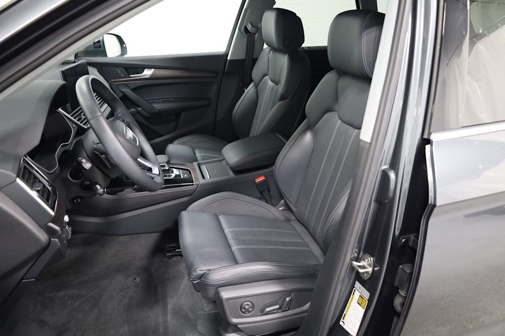 Thumbnail: 2024 Audi Q5 - 11