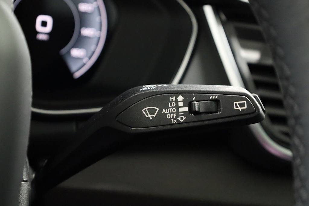 Thumbnail: 2024 Audi Q5 - 33