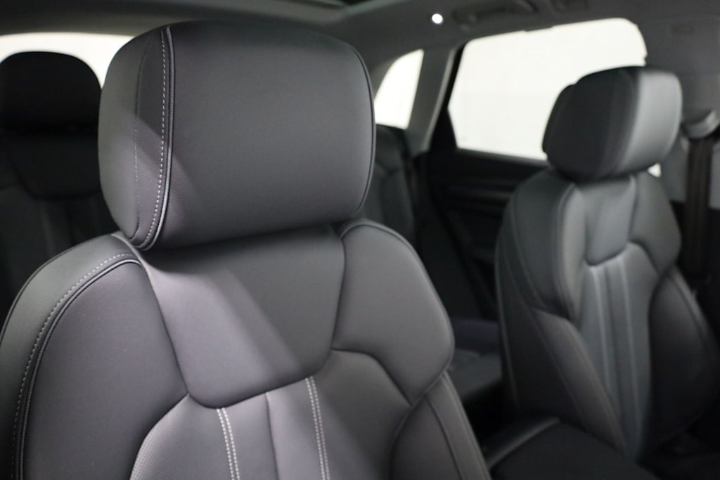 Thumbnail: 2024 Audi Q5 - 29