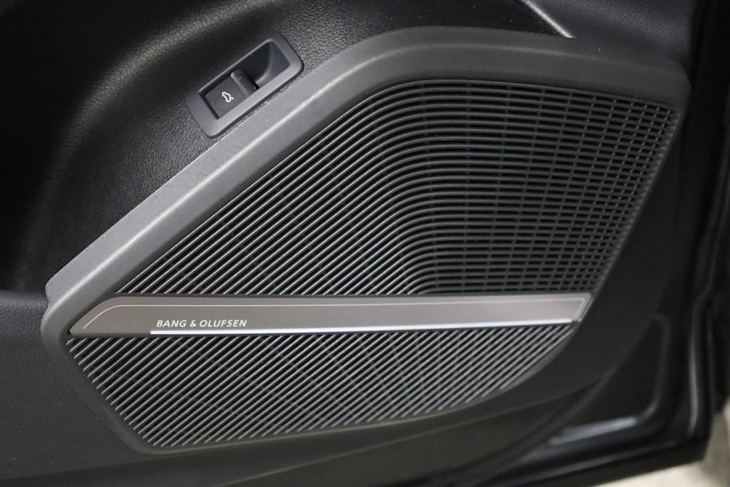 Thumbnail: 2024 Audi Q5 - 21