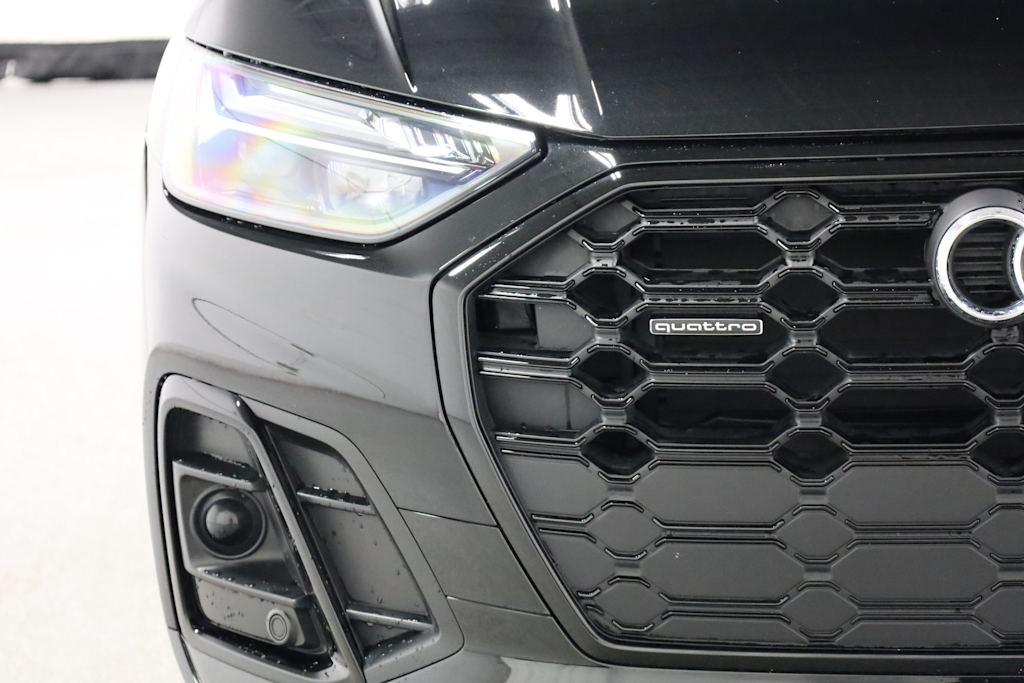 Thumbnail: 2025 Audi Q5 - 7