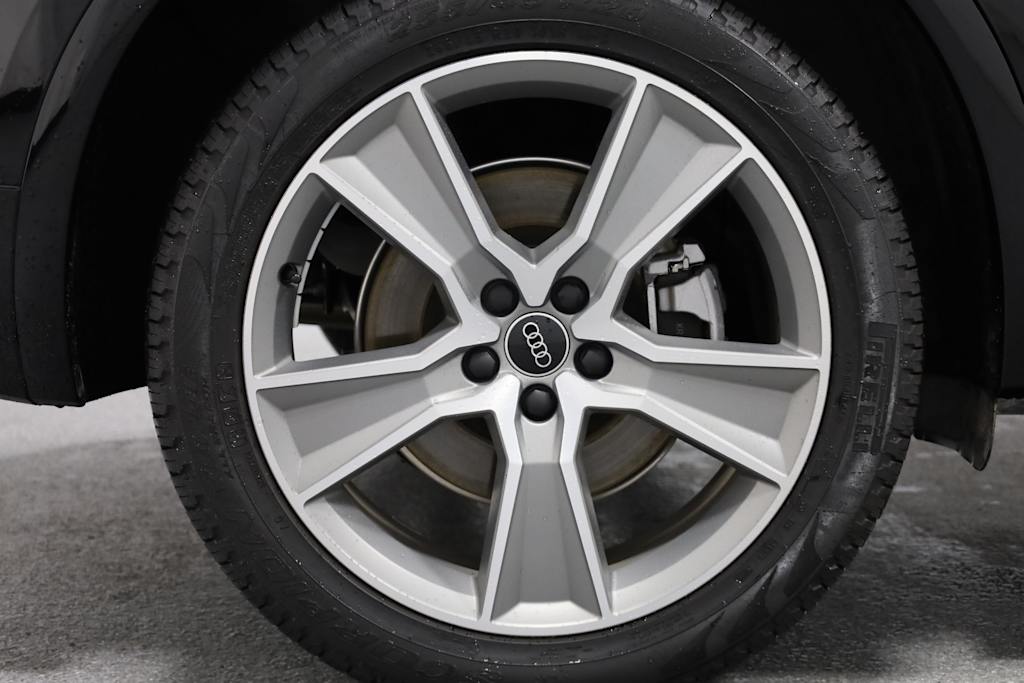Thumbnail: 2025 Audi Q5 - 38