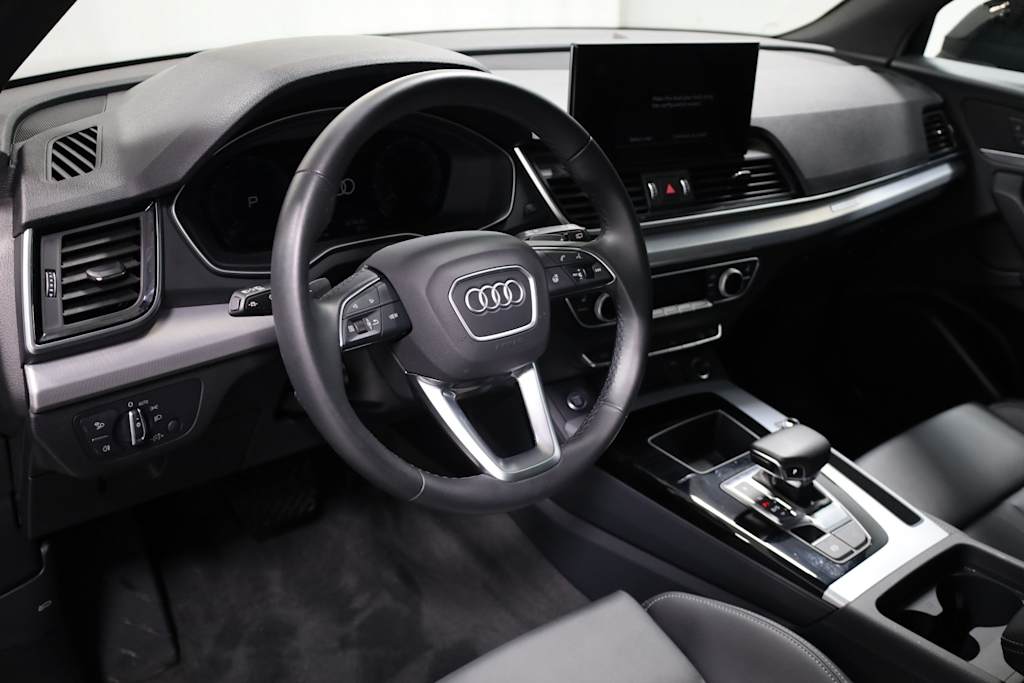 Thumbnail: 2025 Audi Q5 - 2