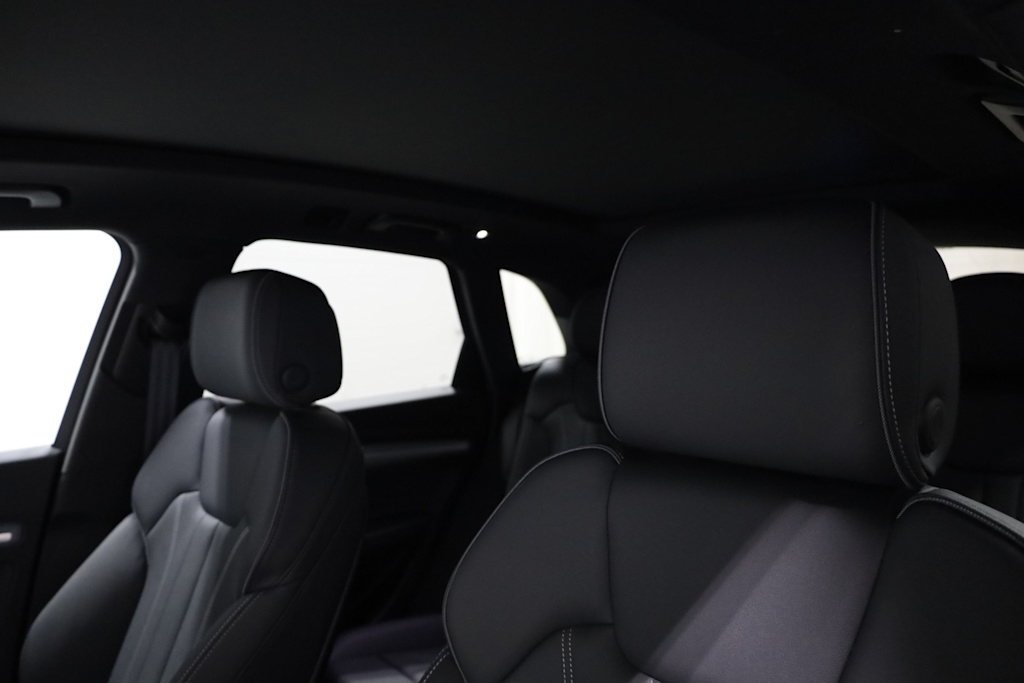 2025 Audi Q5 e Premium 11
