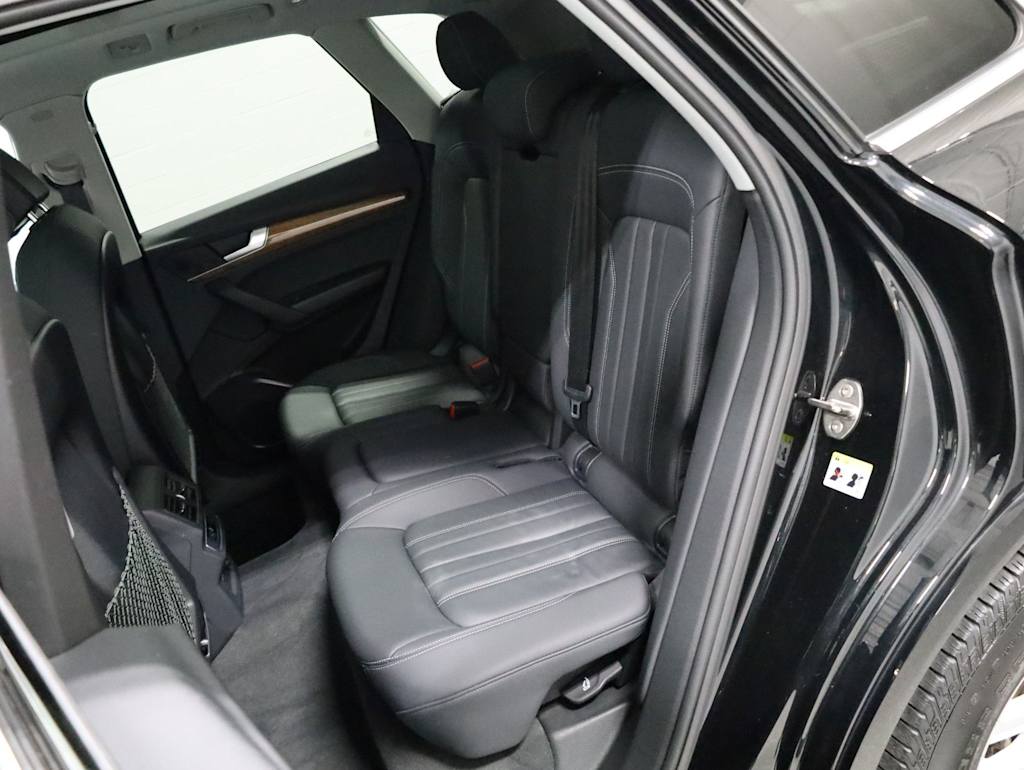 Thumbnail: 2023 Audi Q5 - 13