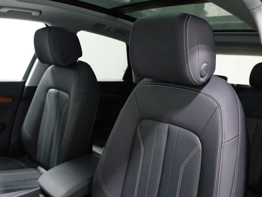 Thumbnail: 2023 Audi Q5 - 12