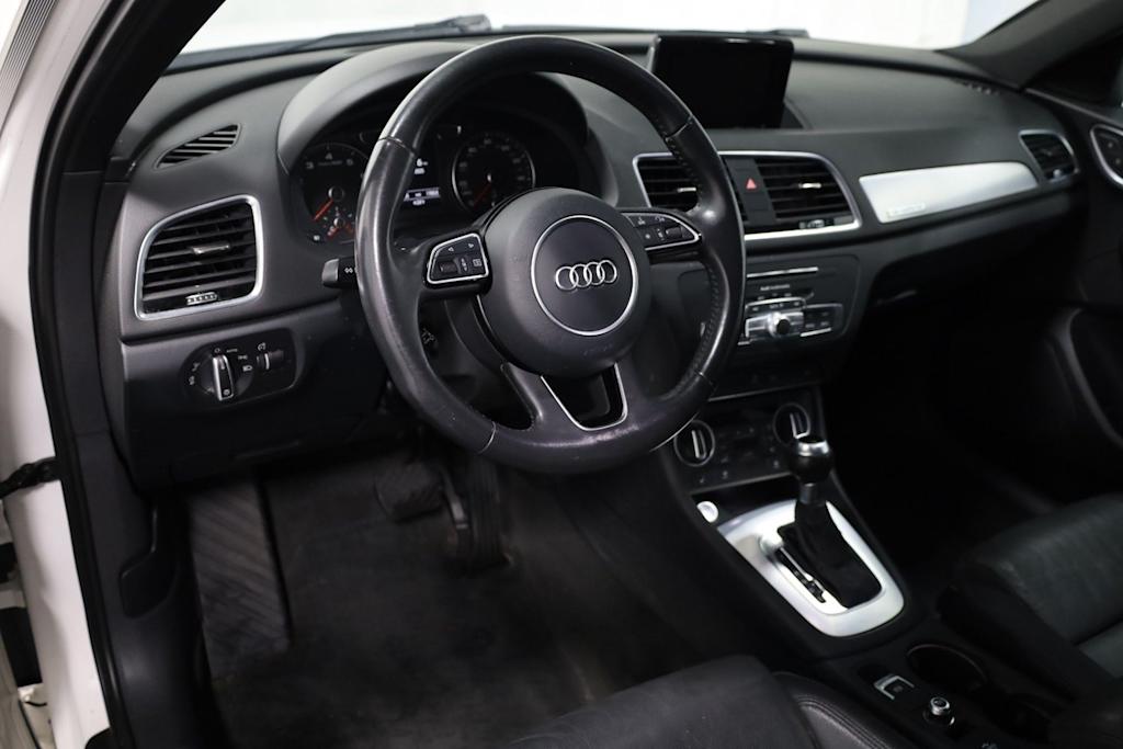 Thumbnail: 2018 Audi Q3 - 2