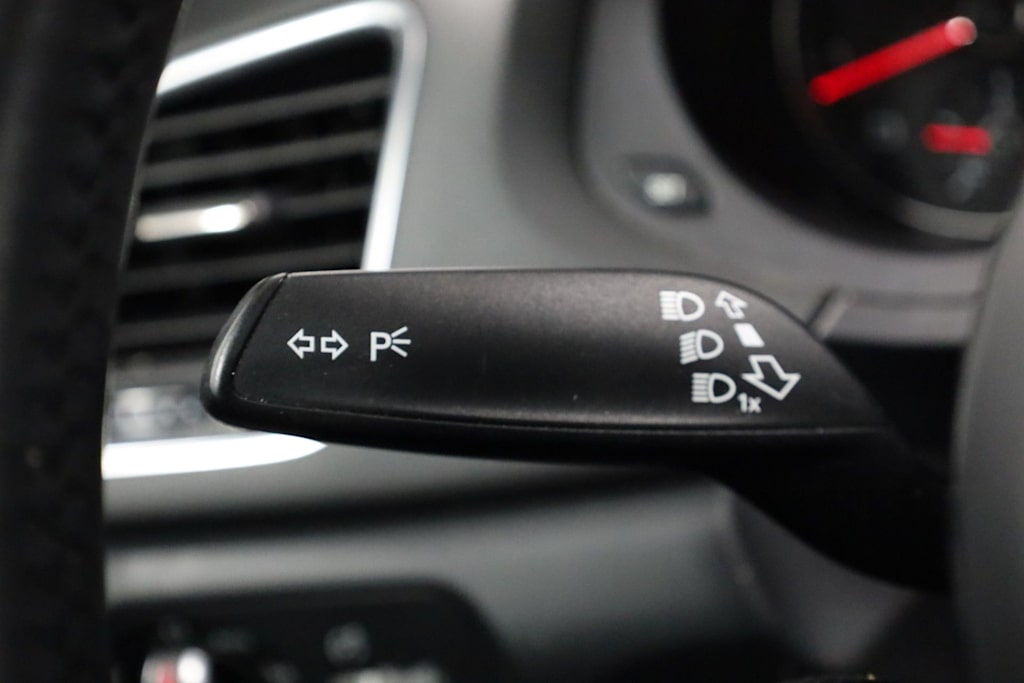 Thumbnail: 2018 Audi Q3 - 35