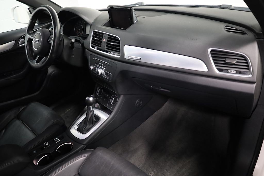 Thumbnail: 2018 Audi Q3 - 10