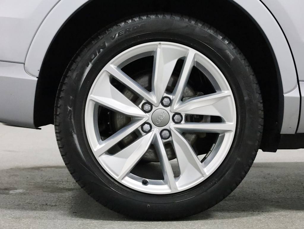 Thumbnail: 2017 Audi Q3 - 40