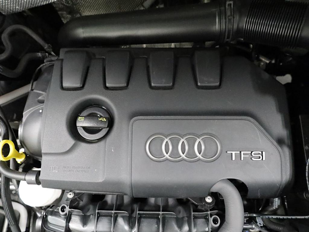 Thumbnail: 2017 Audi Q3 - 8