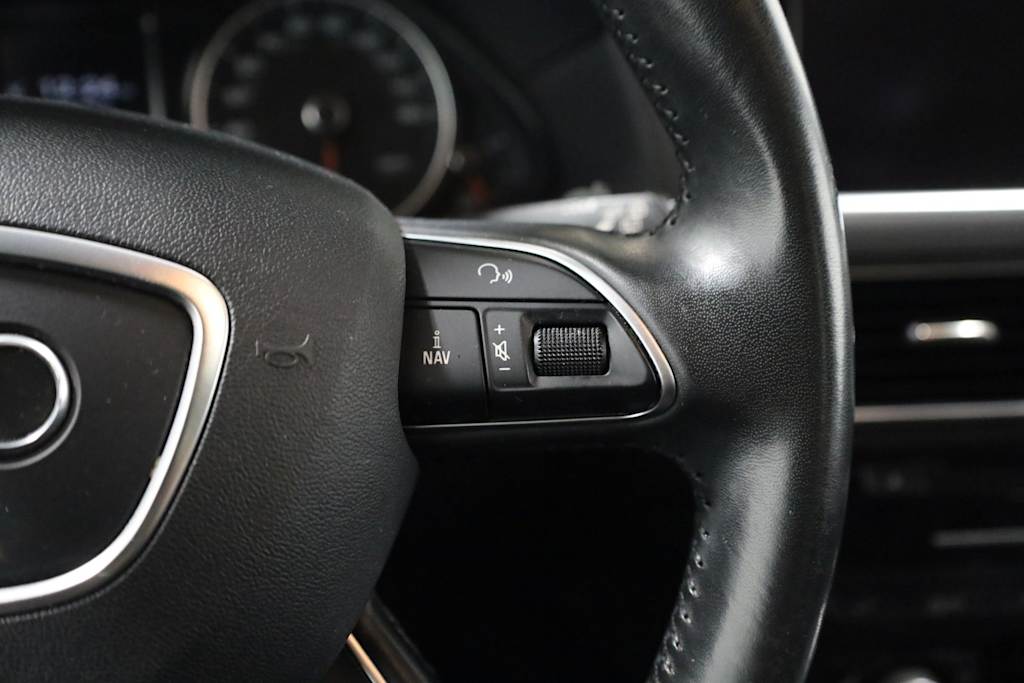 Thumbnail: 2016 Audi Q5 - 33