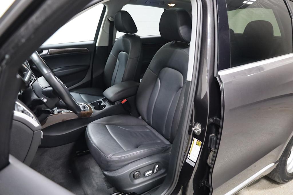 Thumbnail: 2016 Audi Q5 - 11