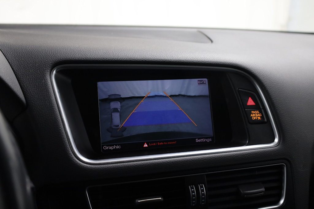 Thumbnail: 2016 Audi Q5 - 37