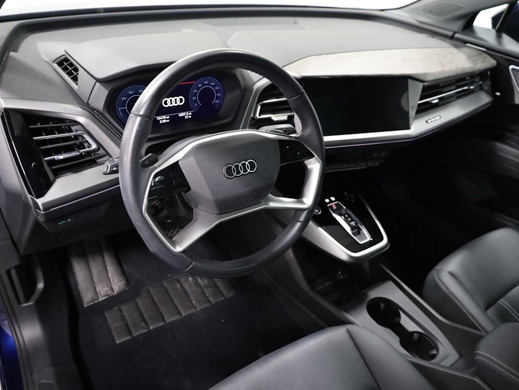 Thumbnail: 2023 Audi Q4 e-tron - 2