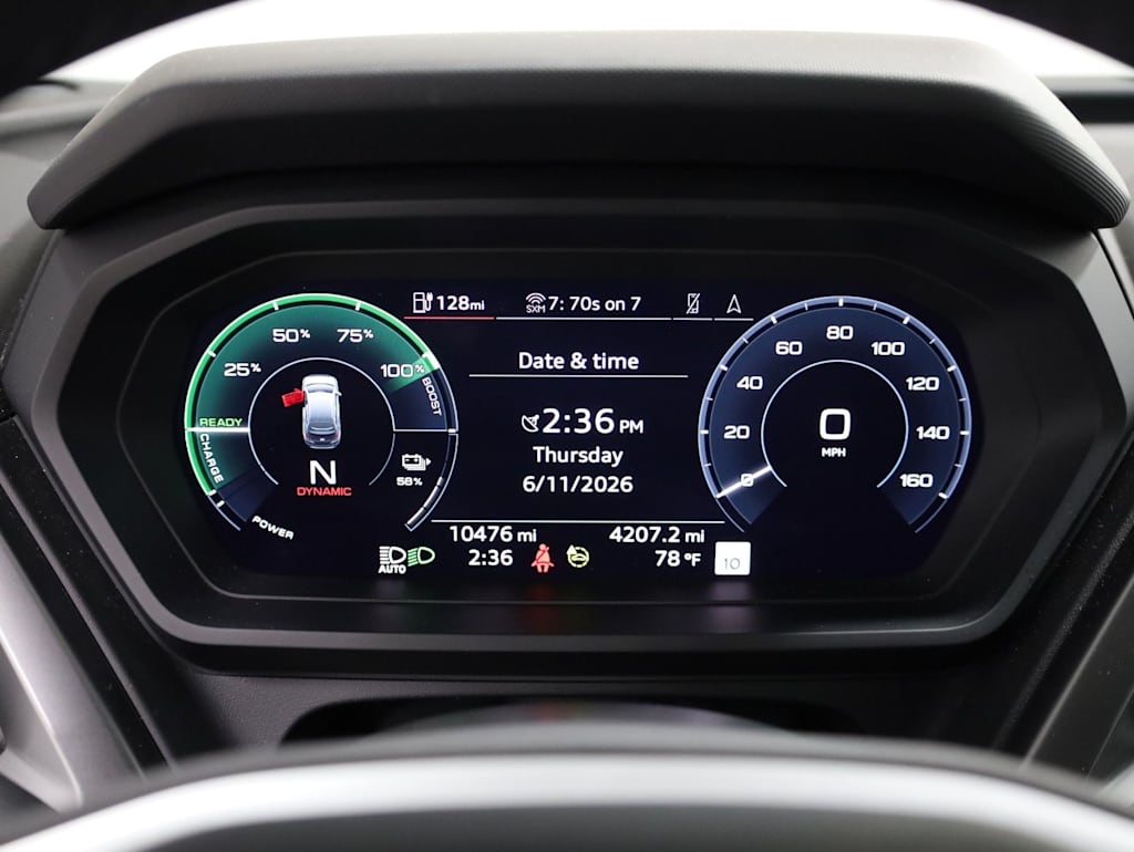 Thumbnail: 2023 Audi Q4 e-tron - 17