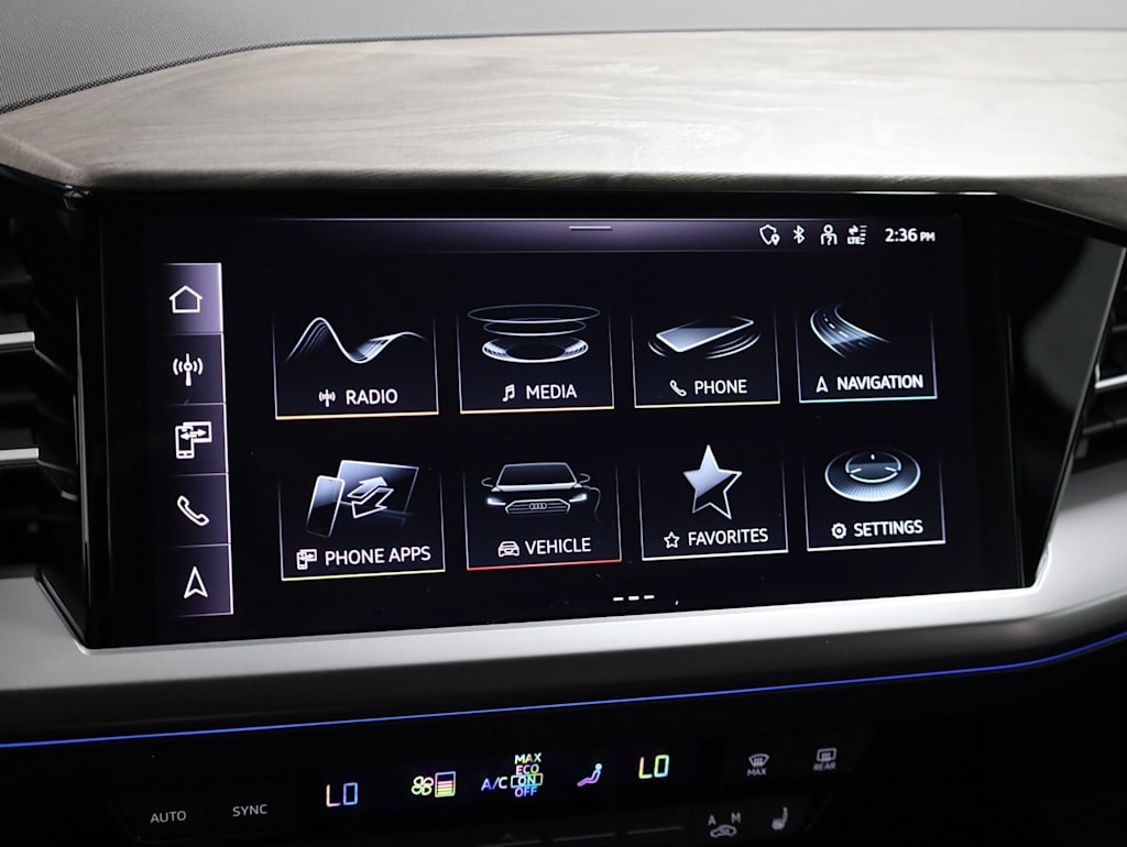 Thumbnail: 2023 Audi Q4 e-tron - 15