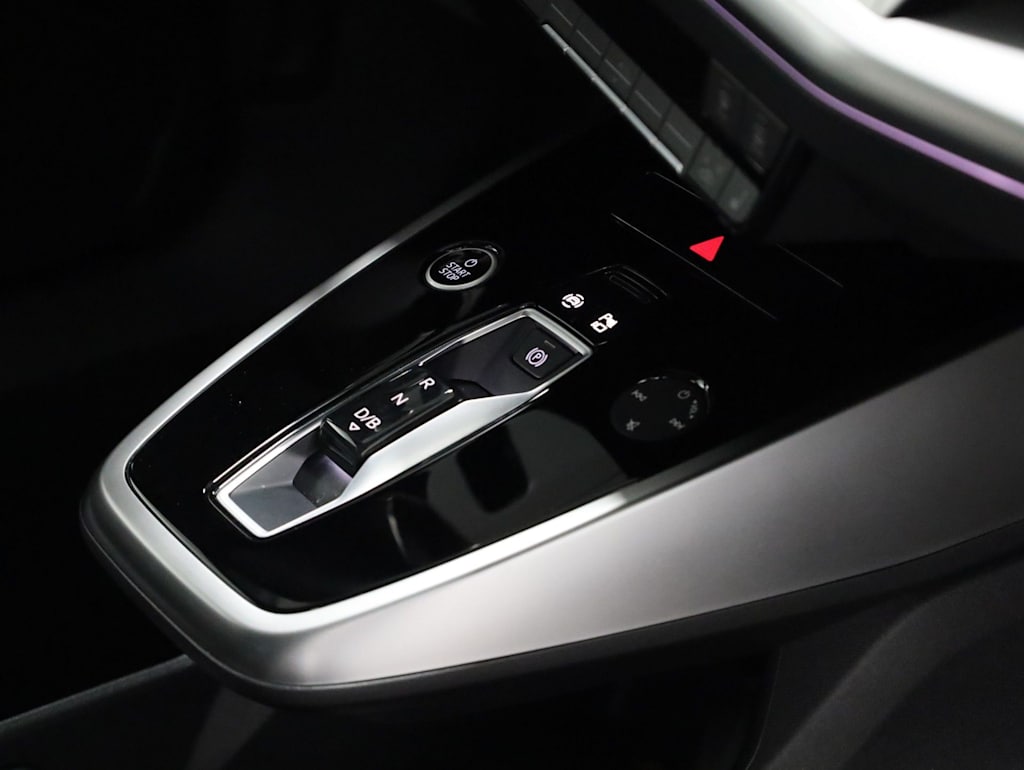 Thumbnail: 2023 Audi Q4 e-tron - 28