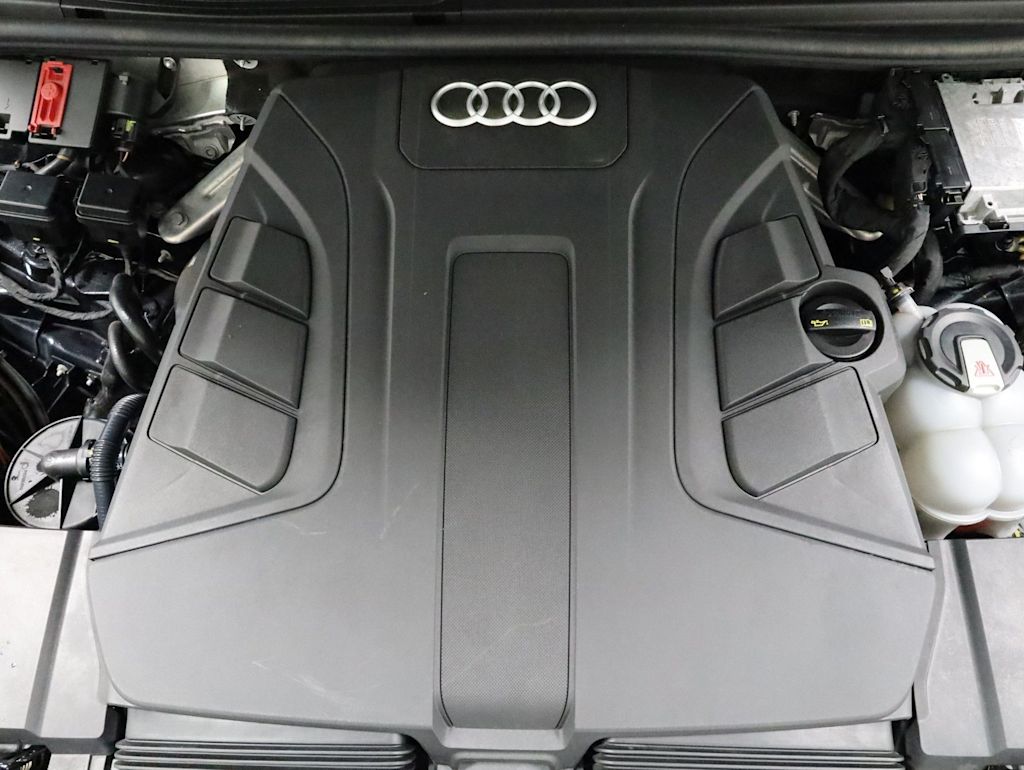 Thumbnail: 2019 Audi Q7 - 9