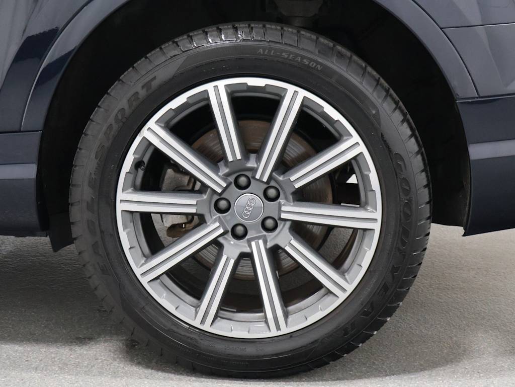 Thumbnail: 2018 Audi Q7 - 41