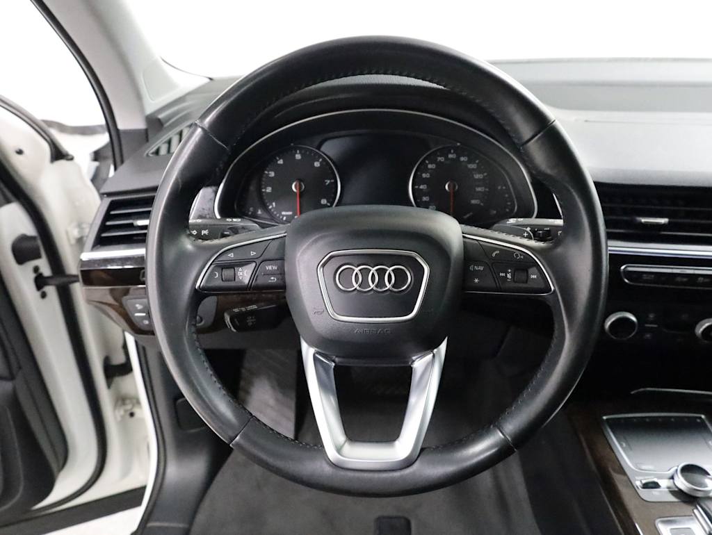 Thumbnail: 2018 Audi Q7 - 14