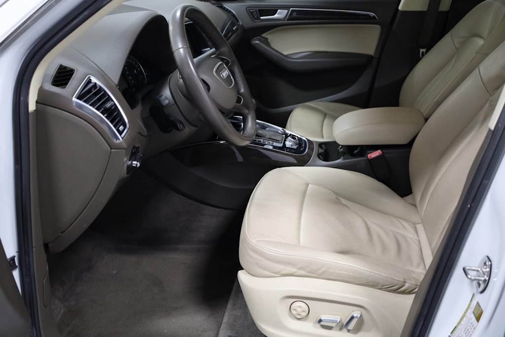 Thumbnail: 2014 Audi Q5 - 10