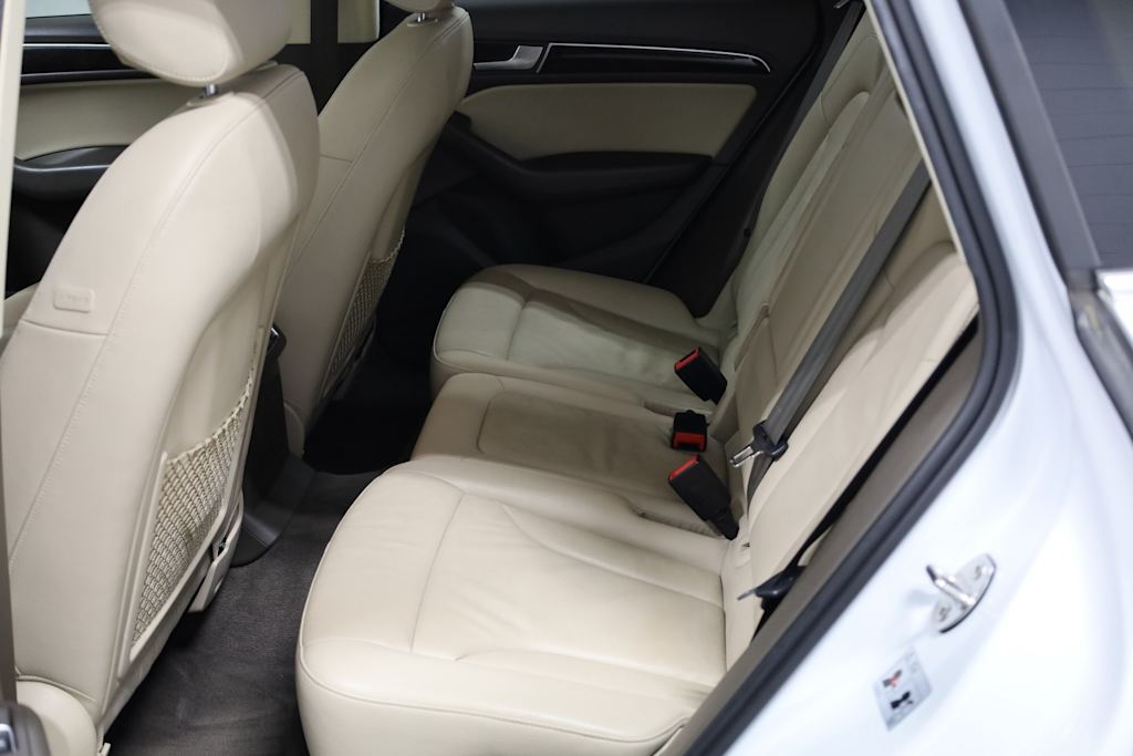 Thumbnail: 2014 Audi Q5 - 12