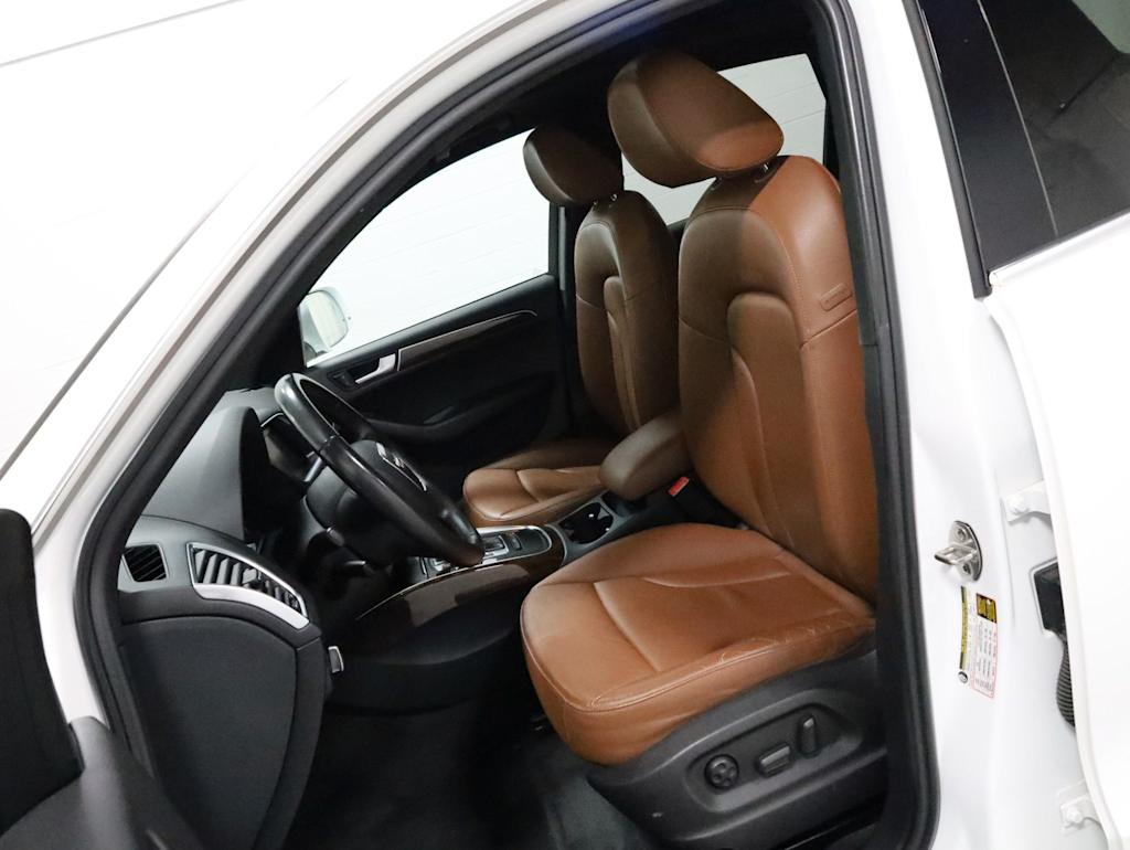 Thumbnail: 2012 Audi Q5 - 10