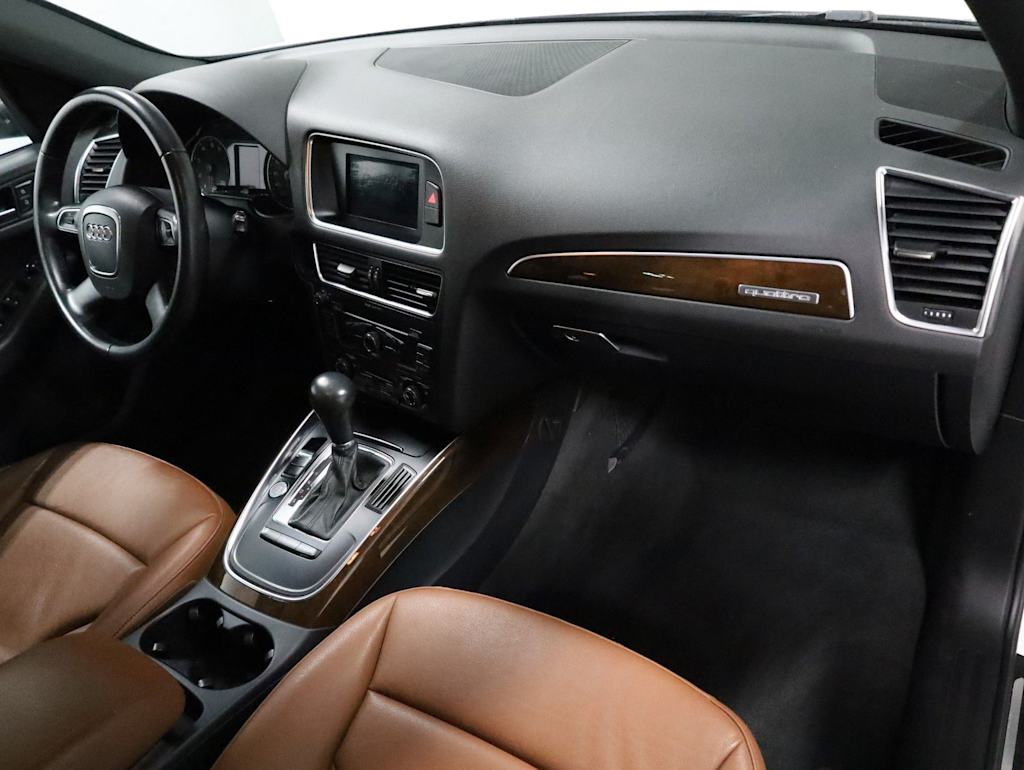 Thumbnail: 2012 Audi Q5 - 9