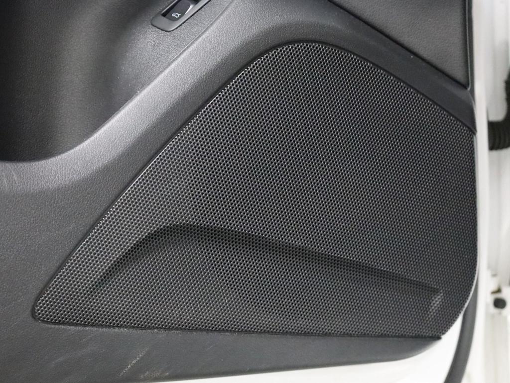 Thumbnail: 2012 Audi Q5 - 27