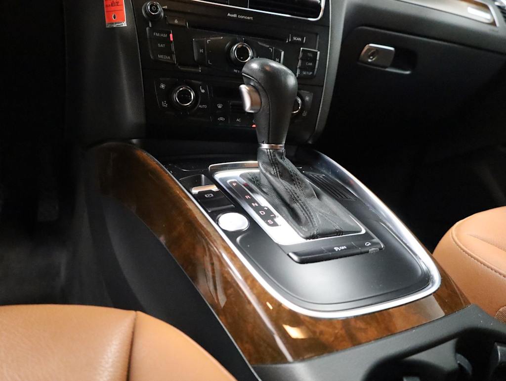 Thumbnail: 2012 Audi Q5 - 16
