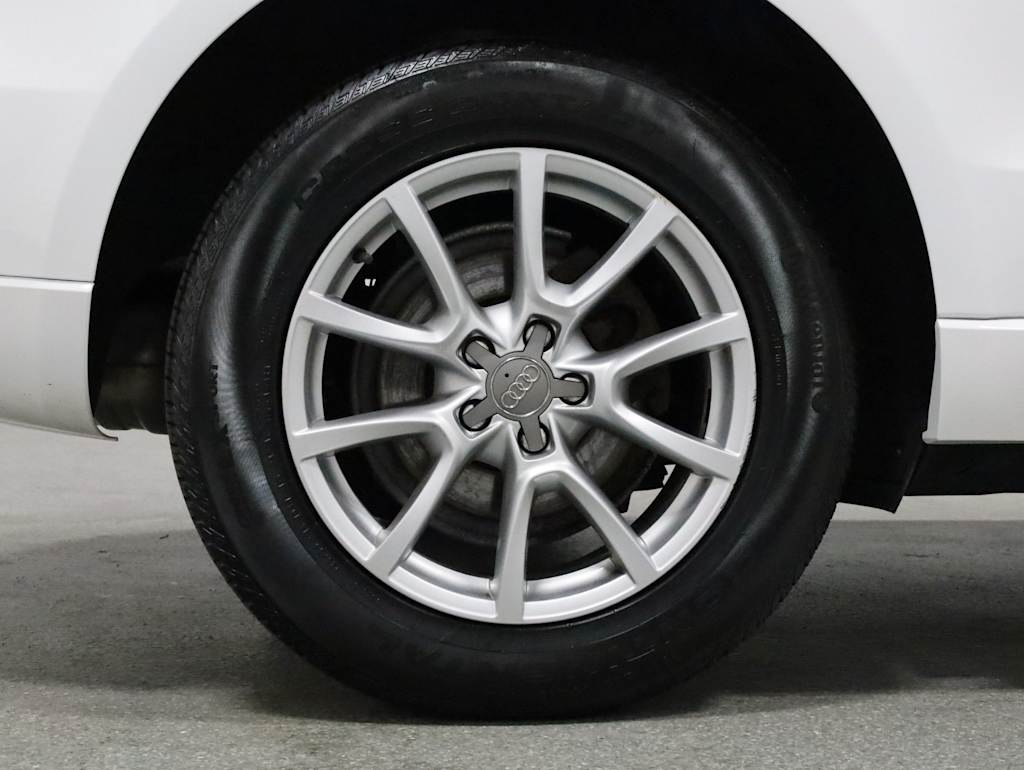 Thumbnail: 2012 Audi Q5 - 37
