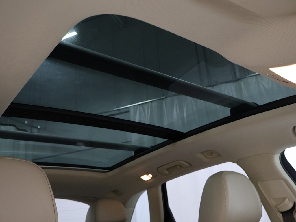 Thumbnail: 2014 Audi Q5 - 26