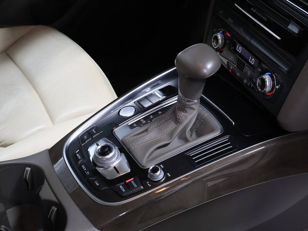 Thumbnail: 2014 Audi Q5 - 27