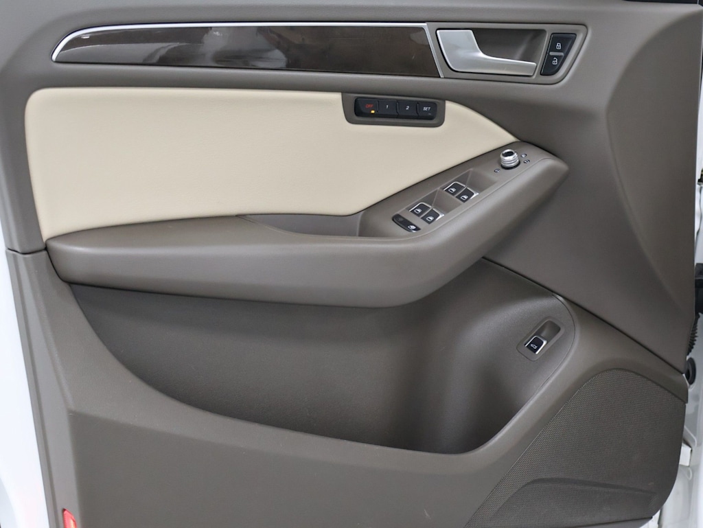 Thumbnail: 2014 Audi Q5 - 25