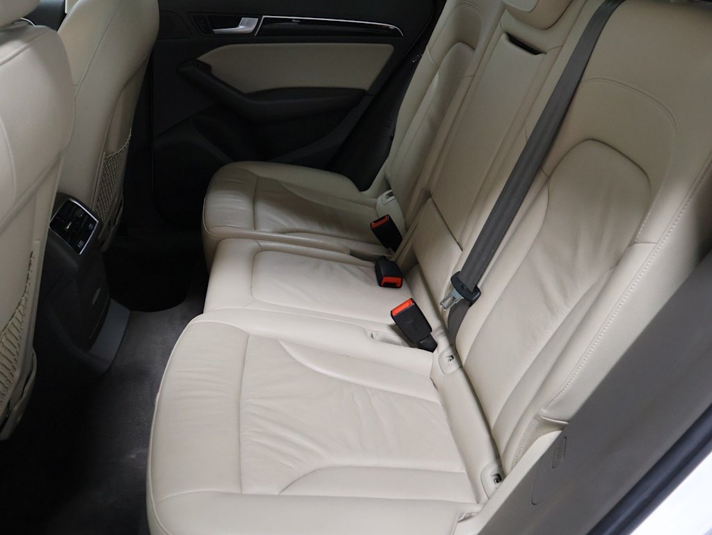 Thumbnail: 2014 Audi Q5 - 12
