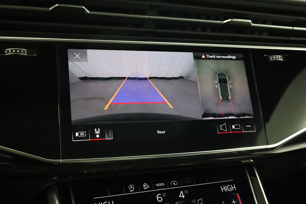 Thumbnail: 2022 Audi Q7 - 37