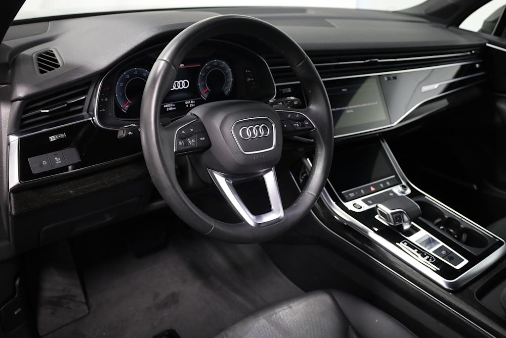 Thumbnail: 2022 Audi Q7 - 2